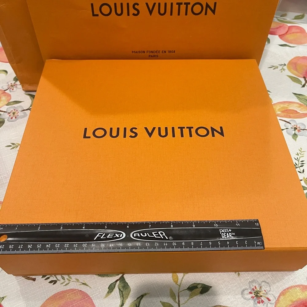 LV Vibrant Orange Packaging